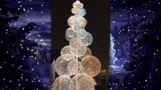 christmas tree decoration in world squares 2016-2017.