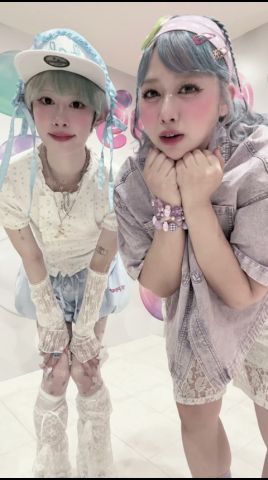 ててみに會えないだけで心に穴があいたみたい