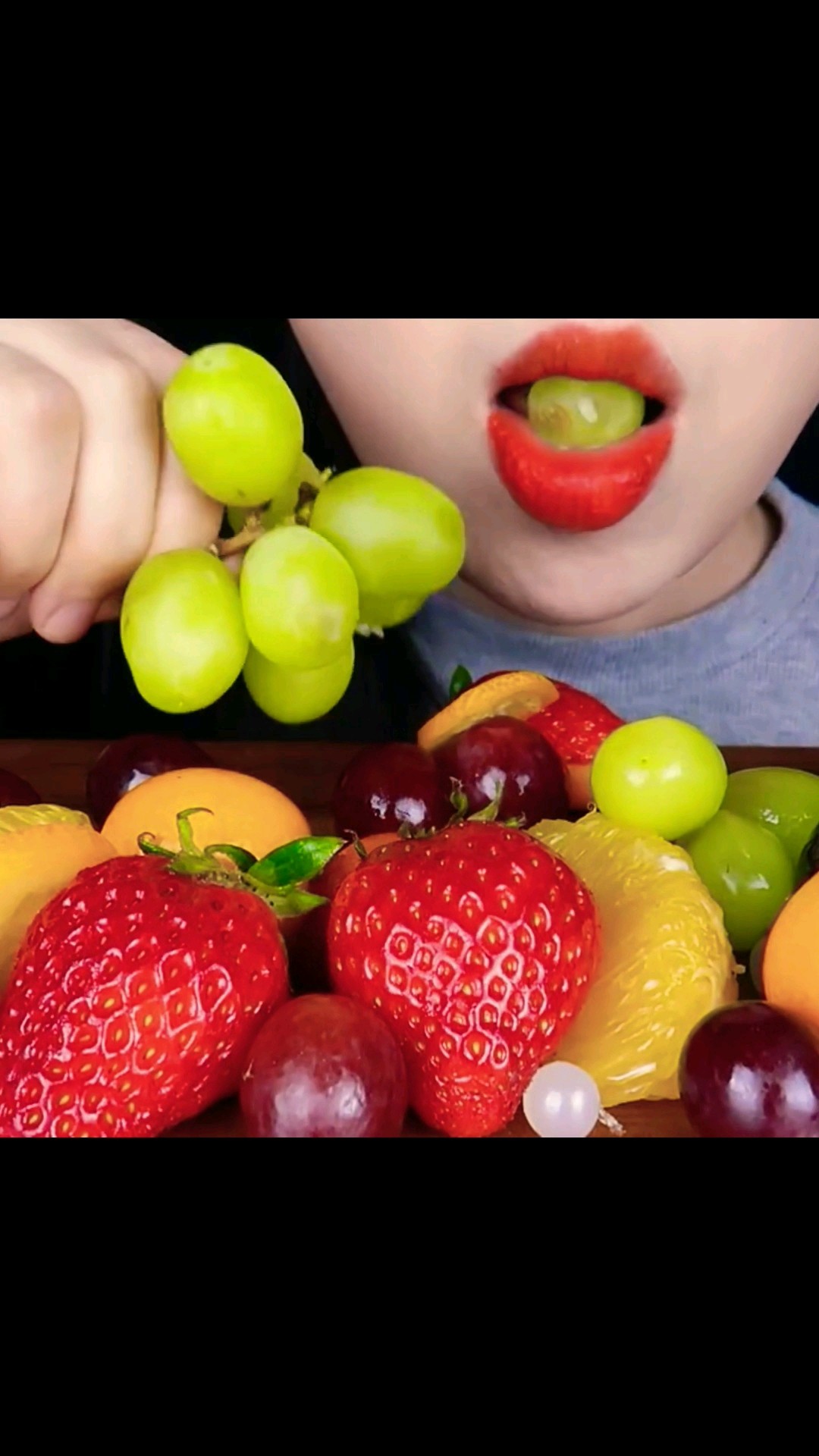 ASMR EXOTIC FRUITS PLATTER 과일 먹방 STRAWBERRY, WATERMELON DRAGON FRUITS #asmr #shorts #mukbang #fruits