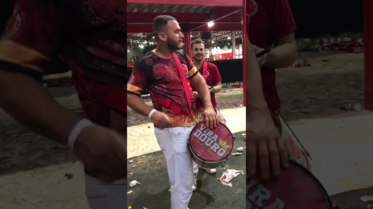 Chamada de repique unidos do viradouro