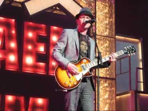 Michael Grimm - AGT Live! Orlando - 11/7/10 - Intro & Leave Your Hat On
