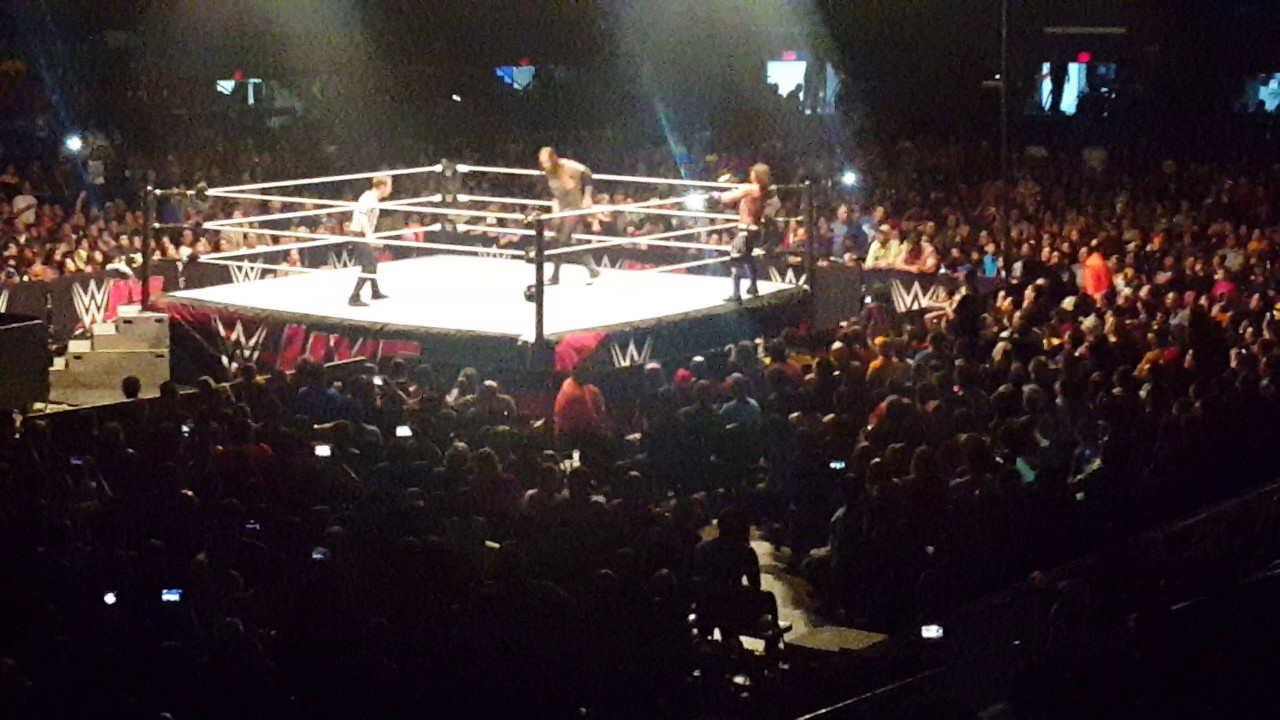 WWE Live - Styles Vs Corbin Vs Cena (2) - State Farm Arena - Hidalgo