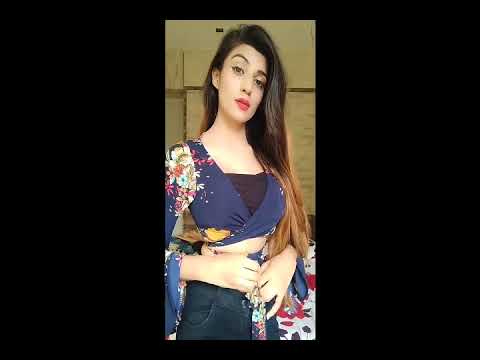 Home alone 3|Hot girl when home Alone |Hot woman on the stage|Home