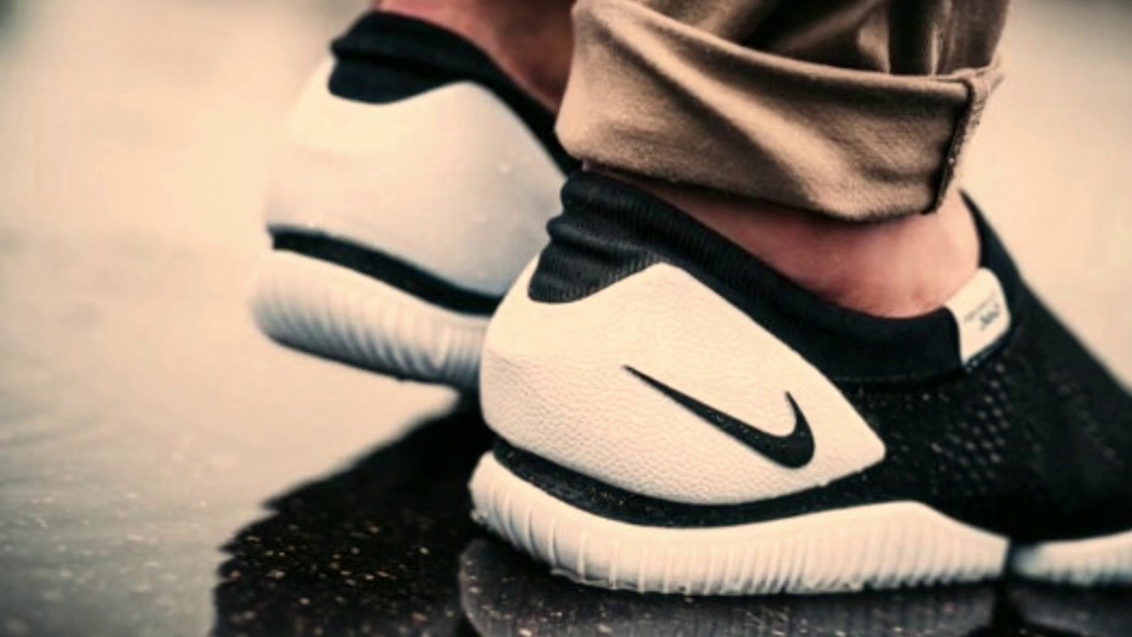 Classic Tones On The Nike Aqua Sock 360 - YouTube