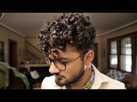 the-easiest-hair-guide-for-men-with-super-curly-hair