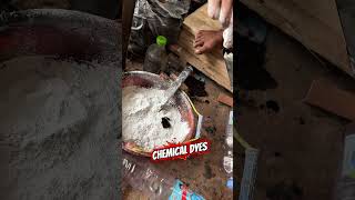 the process of mixing materials to coat plywood or wood #tutorial #resin
