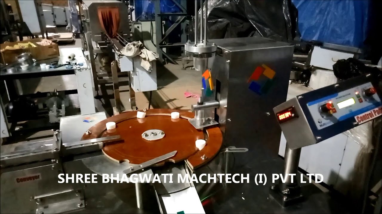 Single Head Wad inserting Machine , Cap Wadding machine