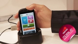 MWC 2013: Fujitsu S01 прокачает твою бабушку видео Мобильный телефон для пожилых людей и людей со слабым зрением