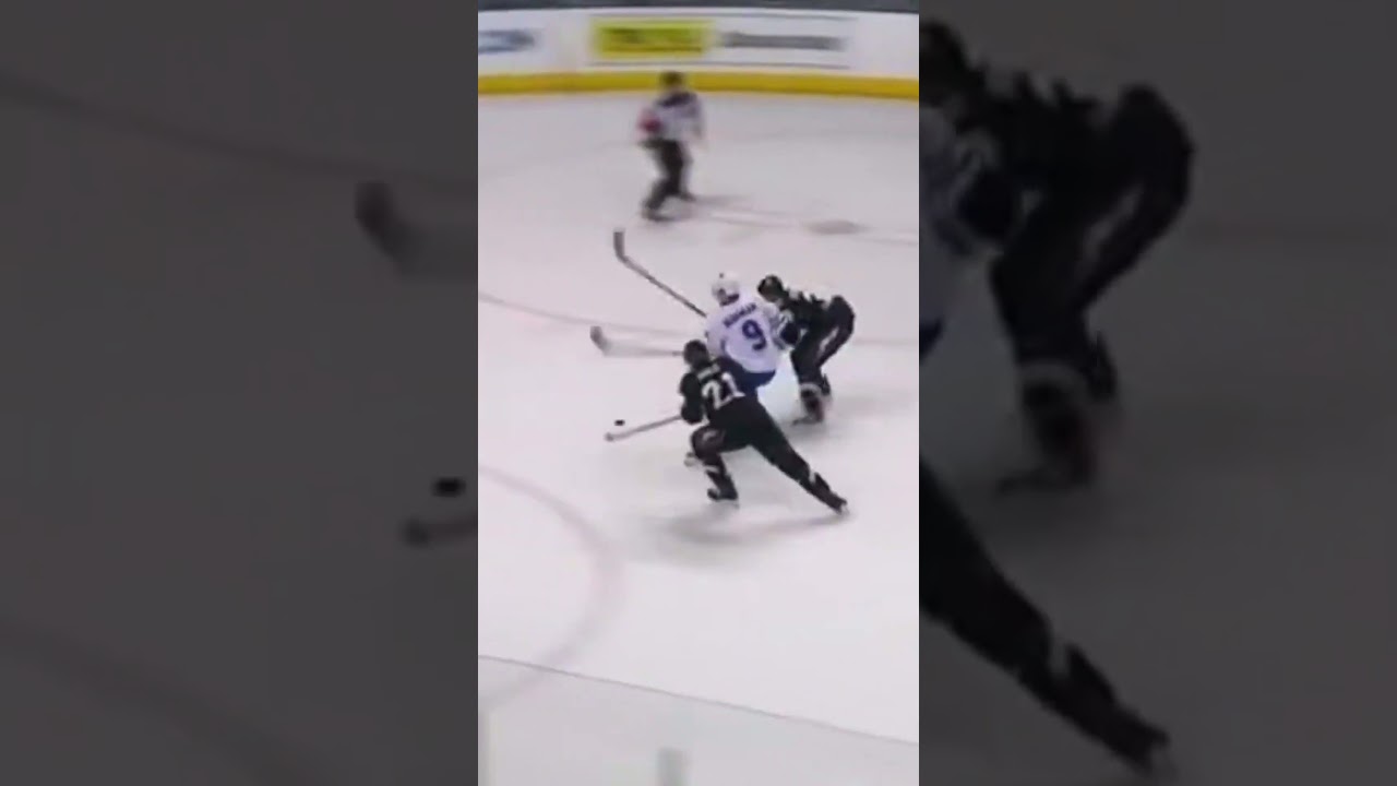 Niklas Hagman Scores A Beauty!! (Nov 25, 2009) 