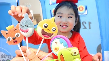 Boram Cobalah Mainan Permen Lollipop Surprise dan Permen Unik dan Lucu