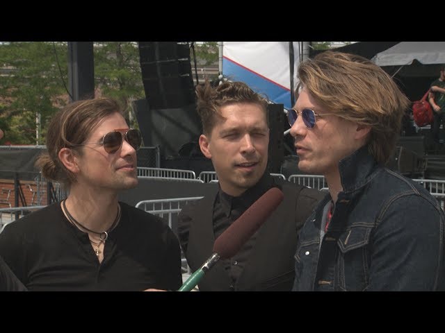 Hanson on avoiding the pitfalls of fame, says 'MMMBop's' success