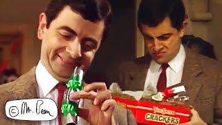 Bean Its Beginning To Look A Lot Like Christmas Christmas Bean Mr Bean Official