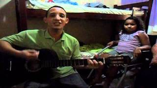 Eu tocando a musica o fora joao neto e frederico