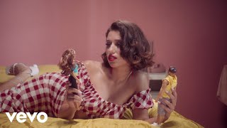 Смотреть клип Raye - Natalie Don'T (Official Video)