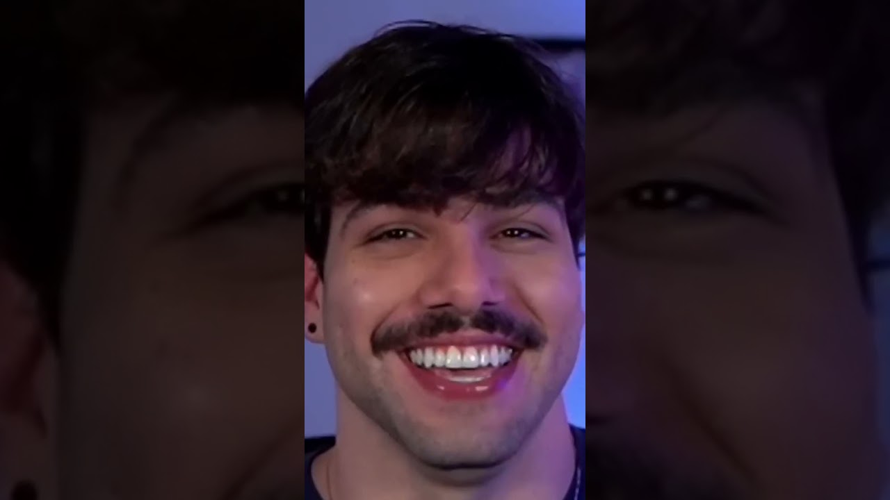 manu ☭ en X: O T3ddy de bigode ficou incrivel!