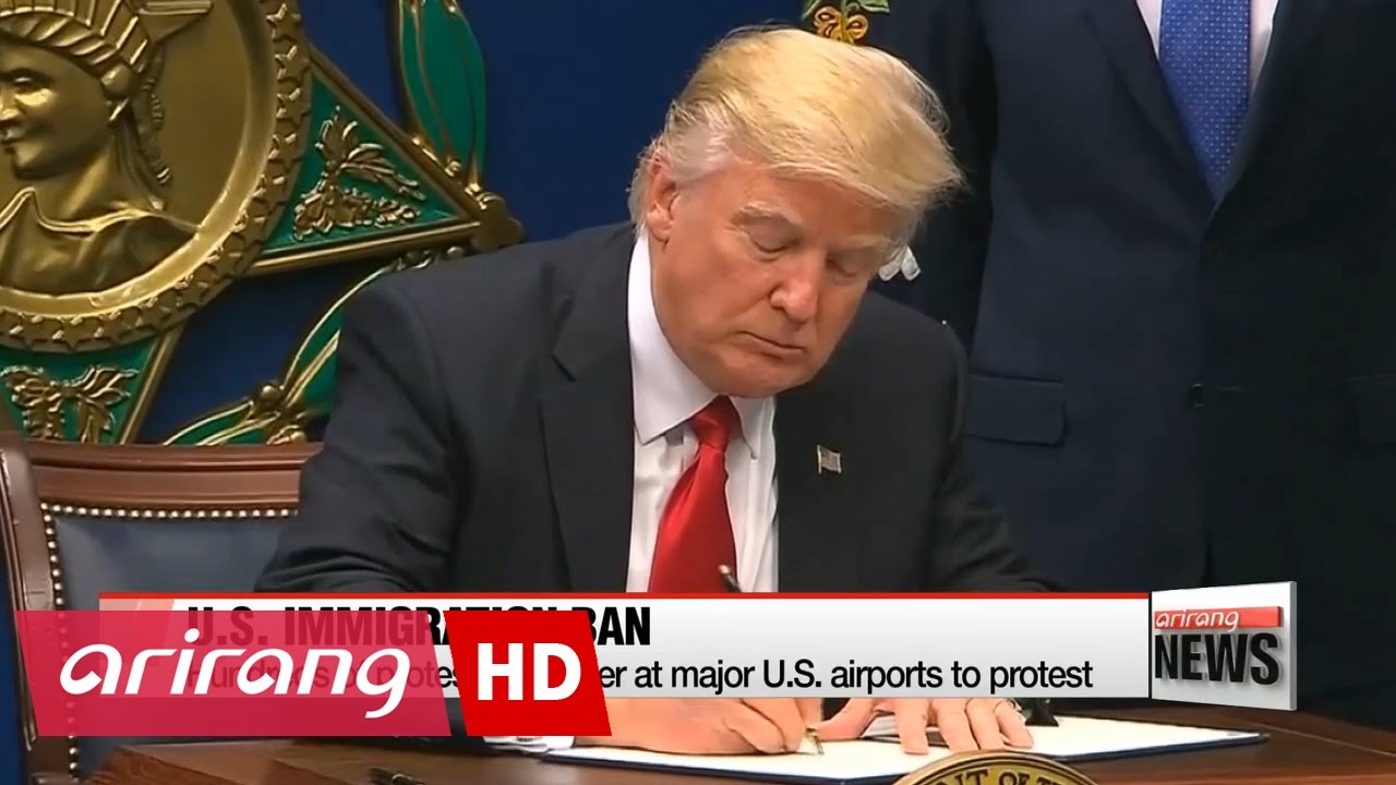 Protesters against Trump's immigration ban gather at major U.S. airports