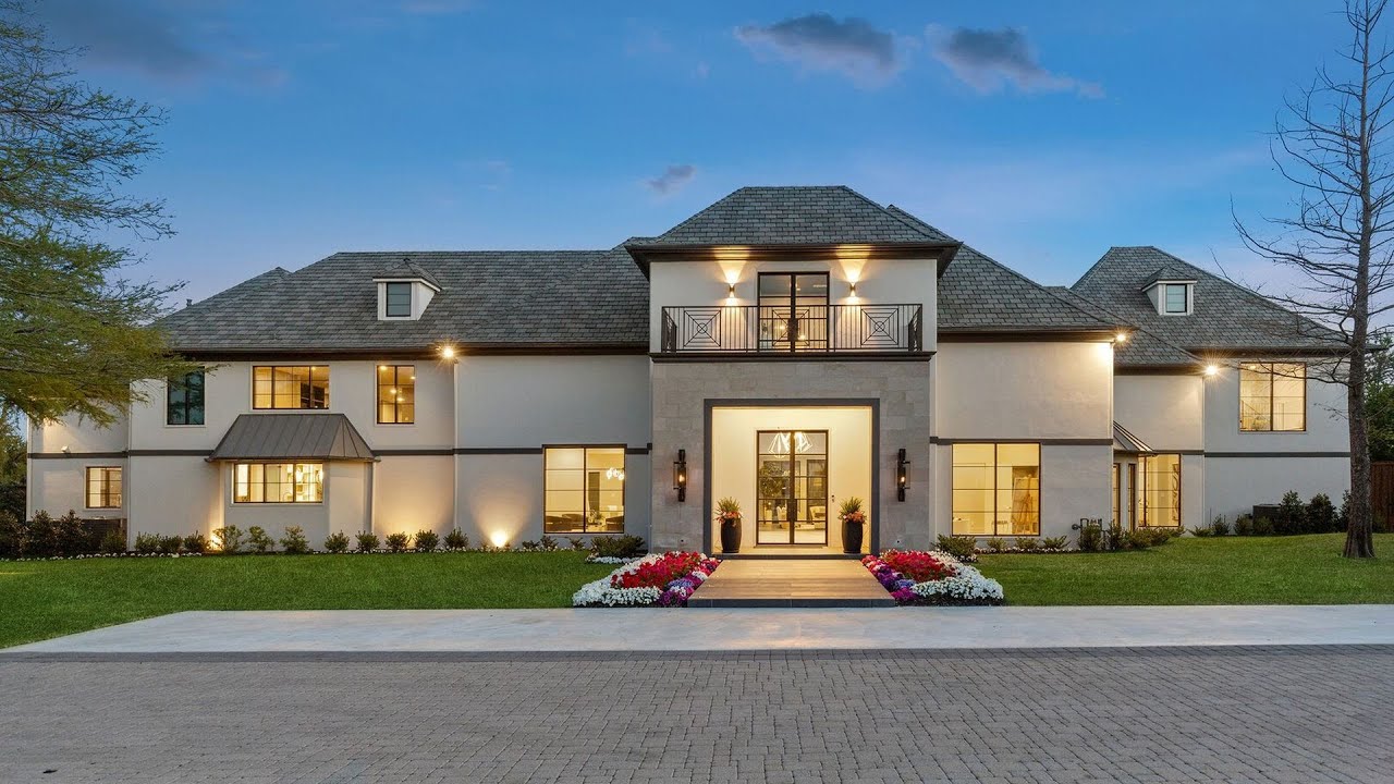 $11,500,000! An artfully redesigned home in Dallas offers the luxury at its finest