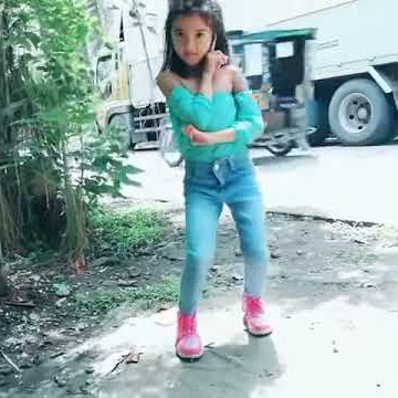 MOMOLAND BAAM! BAAM