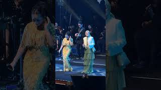 Download Lagu Siti Nurhaliza \u0026 Kris Dayanti - Cindai Spontan live in Putrajaya MP3 Download Lagu Siti Nurhaliza \u0026 Kris Dayanti - Cindai Spontan live in Putrajaya MP3