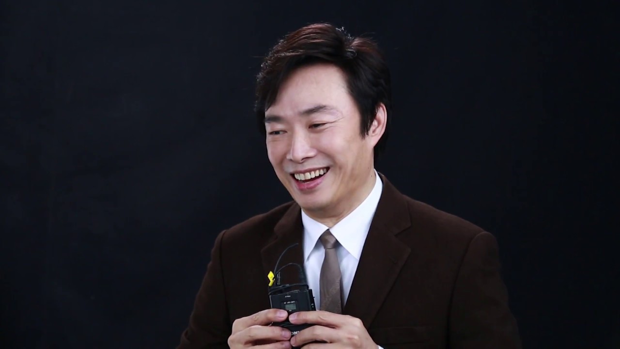 節目採訪小哥費玉清，幽默風趣