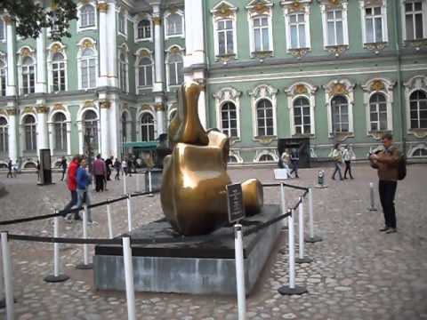 Vídeo: Museu Municipal de Escultura Urbana em São Petersburgo