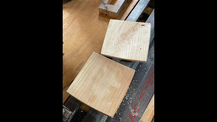 Richard Raffan turns two square plates
