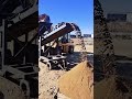 The mobile vibrating screen is very convenient. It can screen sand and stone