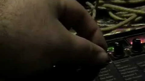 HOW TO MAKE A HYPER MODEL ON A DIGITECH GNX 1.wmv