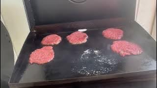 Blackstone Flat Top Gas Grill Griddle 2 Burner Propane Fuelled Rear Grease Management System Review