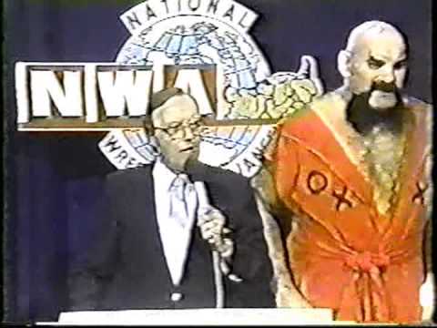 Ox Baker Laying down the law to Gordon Solie and R...