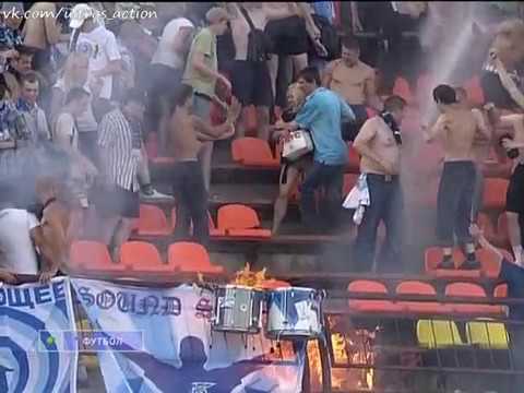 Фанаты Зенита и пожарный брандспойт во Владимире (2009) - YouTube