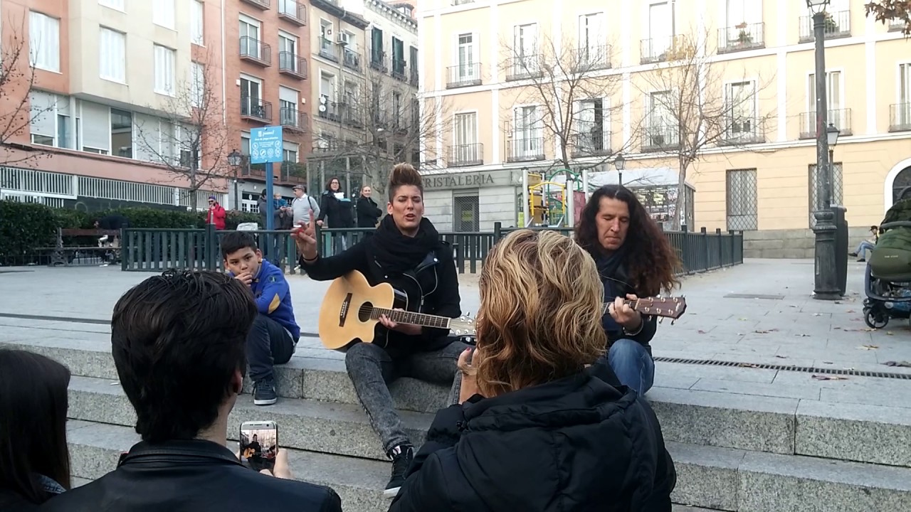 LeKlein -  Ouch!! (A guitarra)