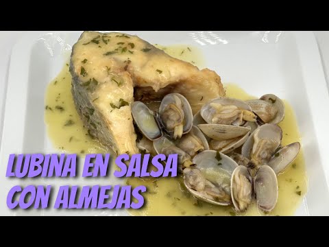 Lubina en salsa con almejas espacial para Navidad - Recetas de Javier Romero