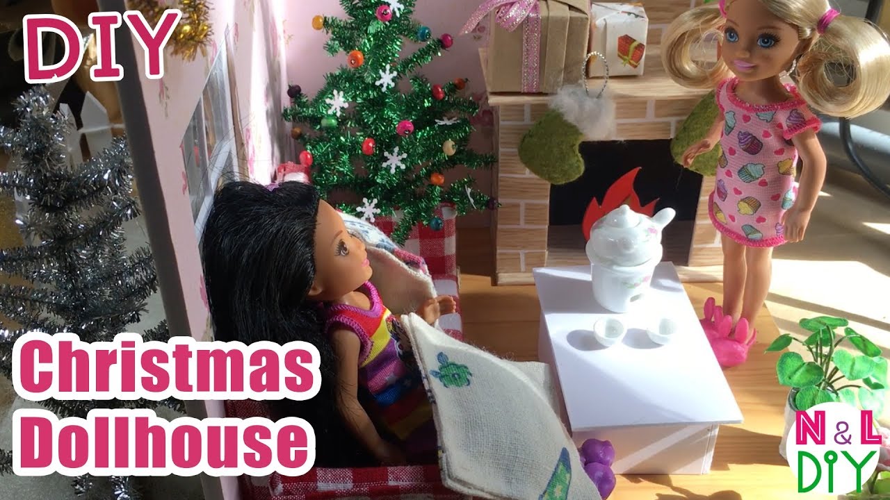 diy christmas dollhouse