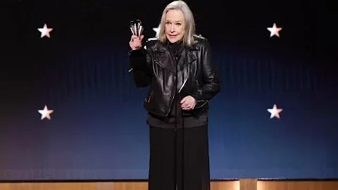 Kathy Bates WINS Best Actress Drama Series