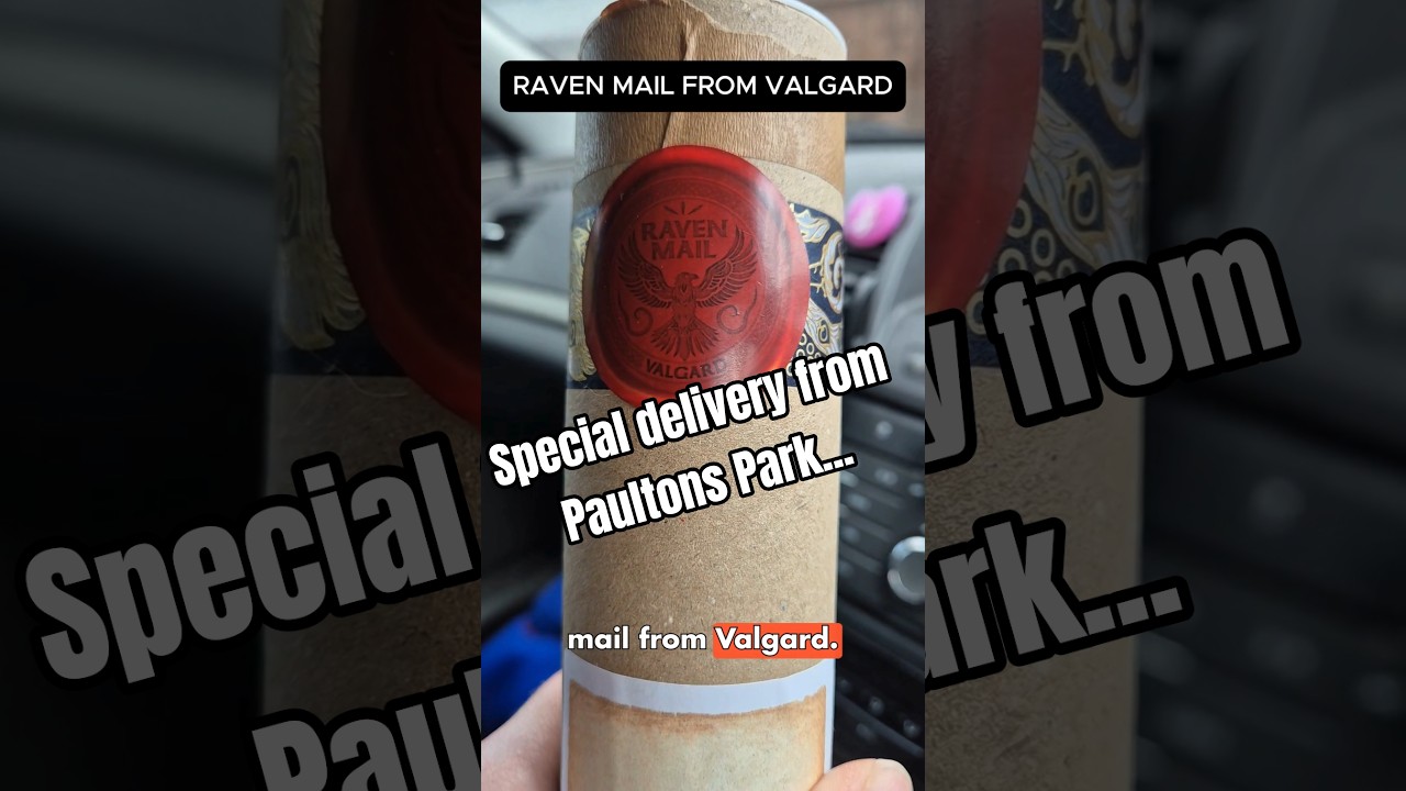 Raven Mail from Valgard: Realm Of The Vikings at Paultons Park 👀 #shorts #gifted #paultonspark