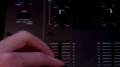 traktor scratch pro and cdj400 video 1 part 2