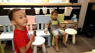 1070804長女幼兒園畢業畫展 小朋友玩樂5