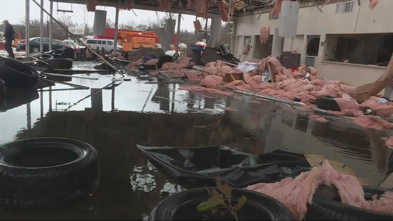 Tornado Outbreak Leaves Deadly Trail of Destruction - YouTube