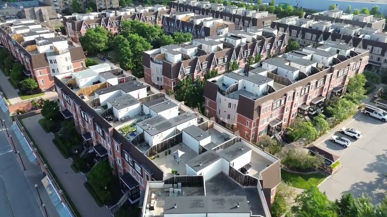 Alborz Roofing Inc.,  John St., Ontario, Canada