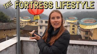 Meet the residents of a Chinese “DIRT FORTRESS TOWN”: what's life like here in 2024? 生活在“土楼镇”是一种什么体验