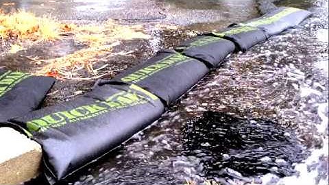 Quick Dam Flood Barrier  26-Pack 5ft.L Model# QD65-26