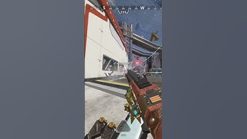 Bro was clueless 😭 #apexfunny #apexfunnymoments #apexlegends #apexclips #hctsgaming#hctsyuhbeazy