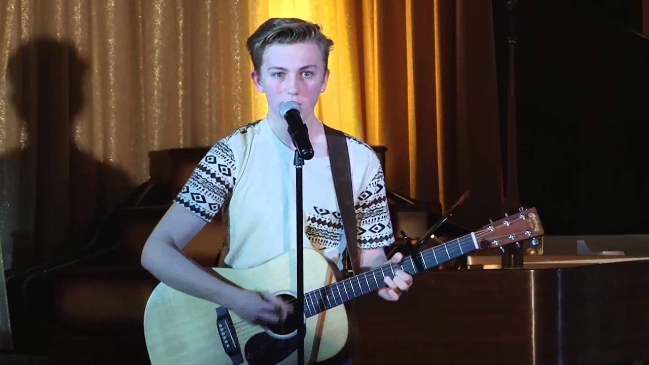 Cole Duffy sings original song " Runaway" ( 2/15/2015 ) Las Vegas, Nevada - YouTube