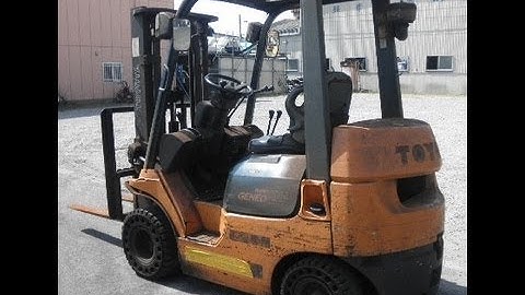Used Forklift working on mobile Ramp for sale in India second hand old Forklifts, by Tech Mech