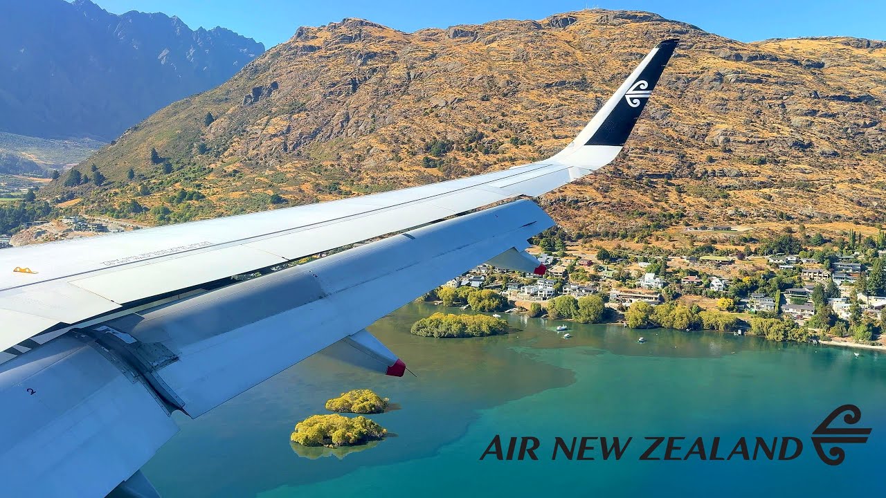 The most beautiful approach in the world !  🇳🇿 Queenstown from Wellington WLG, Air New Zealand A320