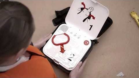 How to use the Lifepak CR2 Essential defibrillator