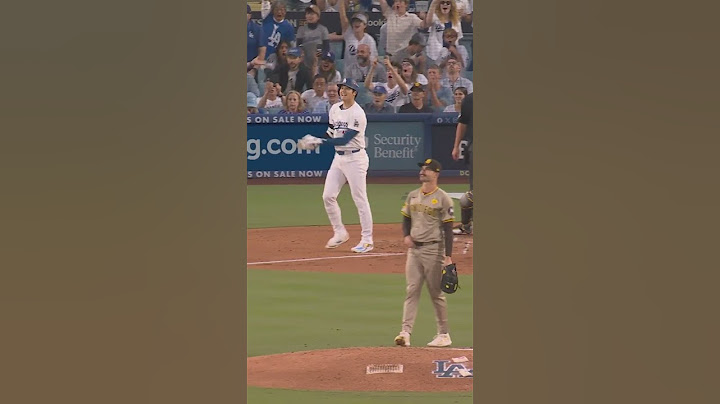 Ohtani's Game-Tying Home Run 🤯 #Ohtani #shoheiotani #MLB #Dodgers #Japan #homerun #losangelesdodgers