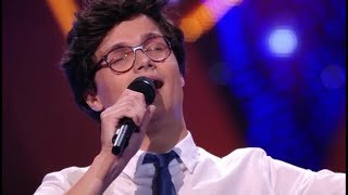 Dennis van Aarssen sing 