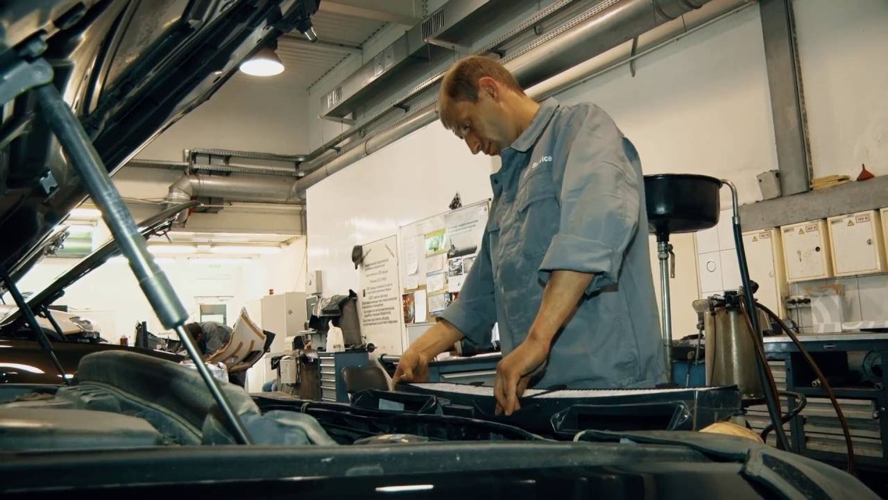 Видео техническая. BMW реставрация большая Почтовая.
